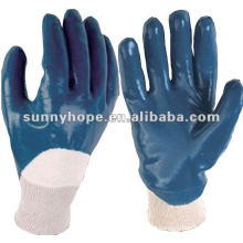 Гладкая отделка синего нитрила, покрытого трикотажными перчатками